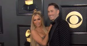 Božićni blic Paris Hilton sa porodicom