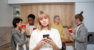 Društvenim mrežama preti masovno povlačenje korisnika: Mnogi razmišljaju da prestanu da ih koriste do 2025. godine