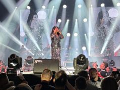 Dragana Mirković u Tuzli emotivno otpočela svoju turneju “Do poslednjeg daha”