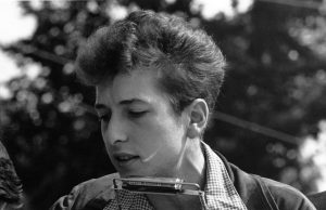 Edvard Norton menja Benedikta Kamberbača u filmu o Bobu Dilanu “A Complete Unknown”