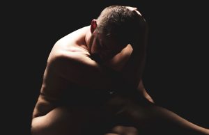 Goli umetnik tuži Muzej moderne umetnosti jer ga nije zaštitio od pipanja posetilaca