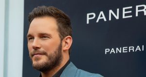 Glumac Kris Prat objavio retku fotografiju svoje troje dece