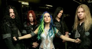 Arch Enemy prekinuli saradnju sa gitaristom Džefom Lumisom