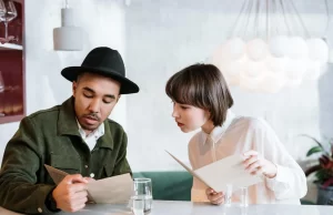 Preko 86% mladih generacije Z pati od ,,anksioznosti prema meniju” kada treba da naruče hranu