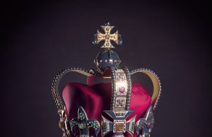 Zvezda serije “Better Call Saul” Bob Odenkirk šokiran saznanjem da je u srodstvu sa kraljem Čarlsom Trećim