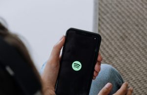 Spotify oštro osuđuje Apple za “nečuvene” naknade: zatražena podrška britanske vlade