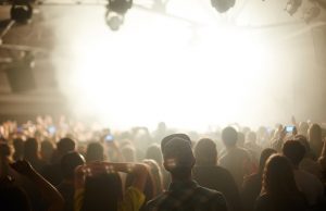 Lokalni političar prisustvovao ilegalnom šestodnevnom rejvu u španskoj pustinji