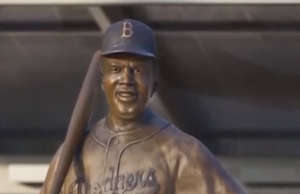 Ukradena bronzana statua Džekija Robinsona: ostale samo cipele