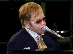 Elton Džon zaradio 8 miliona dolara od predmeta prodatih na aukciji u Njujorku