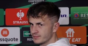 Fudbaler dobio otkaz zbog profila na aplikaciji Tinder