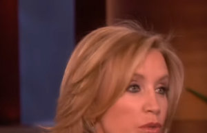 Felisiti Hafman korak do očajne domaćice