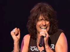 Rok ikone objavile video u kome slave članove benda “Foreigner”