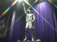 U Los Anđelesu otkrivena statua Kobija Brajanta