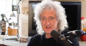 Brajan Mej sa Pejdžom i Ajomijem na otvaranju Gibson Garage London