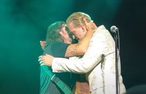 Dejv Grol posvetio pesmu Džošu Homu i – rasplakao ga