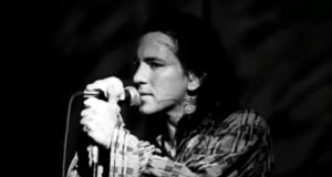 Edi Veder uporedio Tejlor Svift sa pank rokom