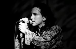 Edi Veder uporedio Tejlor Svift sa pank rokom