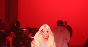 Karli supermodel: Jelena Karleuša na pisti Paris Fashion Week-a