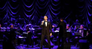 Održan prvi od tri koncerta Ivana Bosiljčića “Naše veče” u mts Dvorani