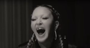 Madona se izvinila nakon što je na koncertu slučajno prozvala obožavaoca u invalidskim kolicima zbog sedenja