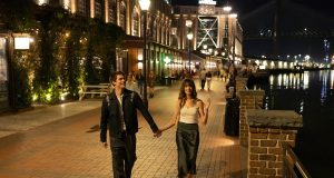 Objavljen trejler filma “The Idea of You” sa En Hatavej u glavnoj ulozi