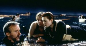 Na aukciji prodat deo drvenih vrata iz filma “Titanik” za skoro 719 hiljada dolara