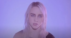 Bili Ajliš objavljuje muzički spot za pesmu “Chihiro”