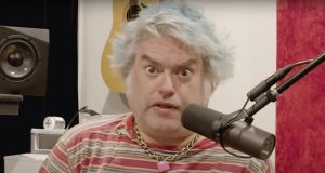 Fat Mike prozivao bendove na društvenim mrežama da ga ubace na festival Sick New World