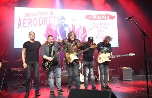 I bi žestoka elektrik svirka!