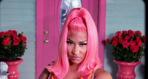 Niki Minaž otkazala koncert u Engleskoj posle privođenja na aerodromu u Amsterdamu