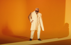 Od debi albuma do globalnog fenomena: Teddy Swims dobro “pliva” u slavi