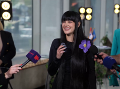 Cvet prepun nade poslat u svet: Teya Dora ispraćena u Malme