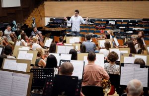 Prva i poslednja simfonija Šostakoviča u Beogradskoj filharmoniji