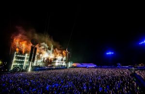 Publika pokušala da nadjača Rammstein i razglas od 2 miliona vati!