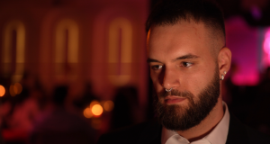 Tema legendarnog makedonskog džez benda u novoj Nuccijevoj pesmi “BeBo 4”