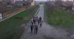 Đura i mornari: Koncert 99 luftbalons u Eko dvorištancetu