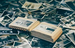 Retrospektivna izložba fotografija Eliota Ervita u glavnom gradu Belgije