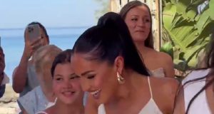 (VIDEO) Teodora Džehverović uhvatila bidermajer na venčanju Sandre menadžerke!