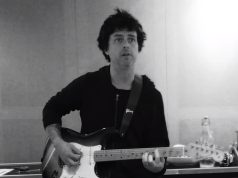 Frontmen sastava Green Day Bili Džo Armstrong gledao nastup Tejlor Svift