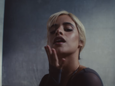 Kamila Kabeljo predstavlja fanovima svoj “Svet čula” spotom za novu pesmu “Chanel No. 5”