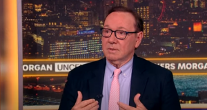 (VIDEO) Kevin Spejsi se rasplakao u emisiji kod Pirsa Morgana