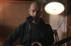 Dejv Mekendri predstavio singlove “Just Let Go” i “Dr*gs” sa novog LP-a