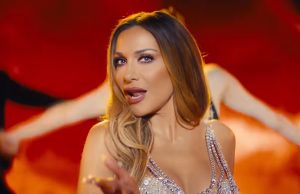 Grčka pevačica Despina Vandi odbila da izađe na koncert u Turskoj zbog spora oko zastave