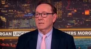 Kevin Spejsi u Jermeniji dobio nagradu za neprocenjiv doprinos kinematografiji