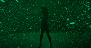 Transrodna glumica objavila novi singl: Poslušajte “Green Lights”