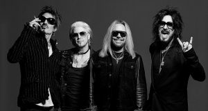 Plan grupe Mötley Crüe za besmrtnost: avatari, avatari, avatari