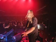 Nikola Vranjković objavio spot za “Teoriju zabave” i najavio koncerte u regionu