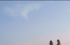 tam i Miach predstavljaju “Vanilla Sky”