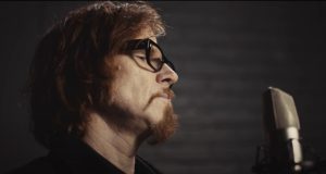 Izdata neobjavljena pesma “Heard a Train” Marka Lanegana