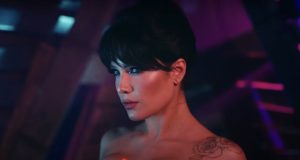 Helsi objavila singl “Lonely is the Muse”